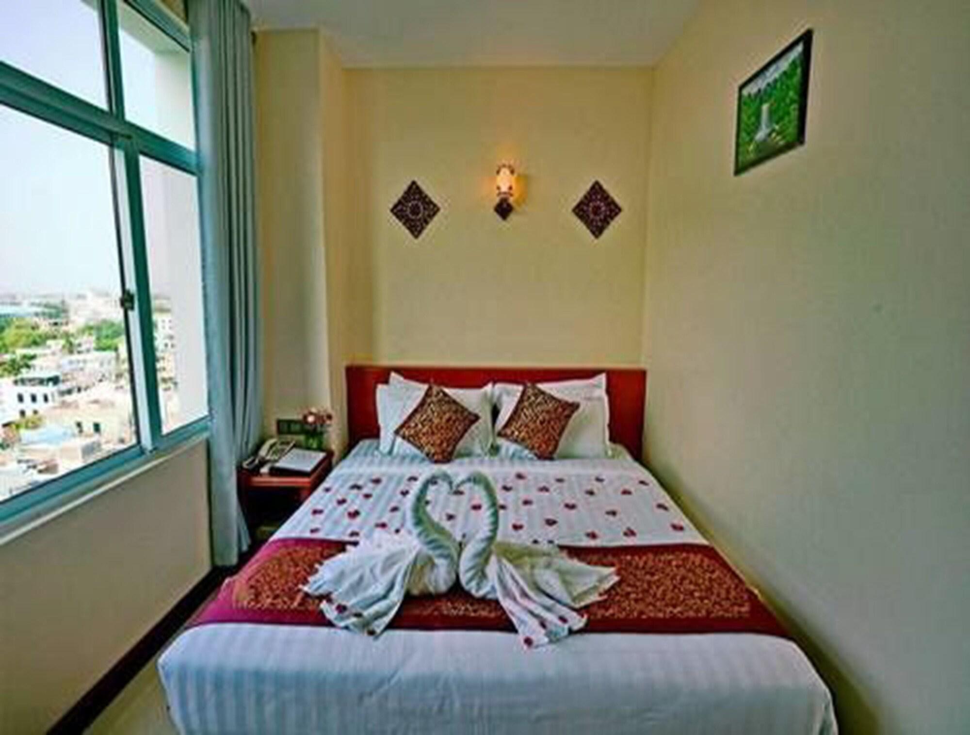 King Park Hotel Mandalay Eksteriør billede
